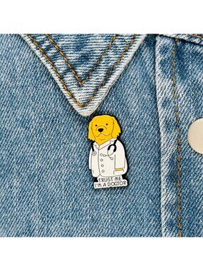⭐TRUST ME I'M A DOGTOR Enamel Pin Dog Doctor Cute Cartoon Decorative Brooch New